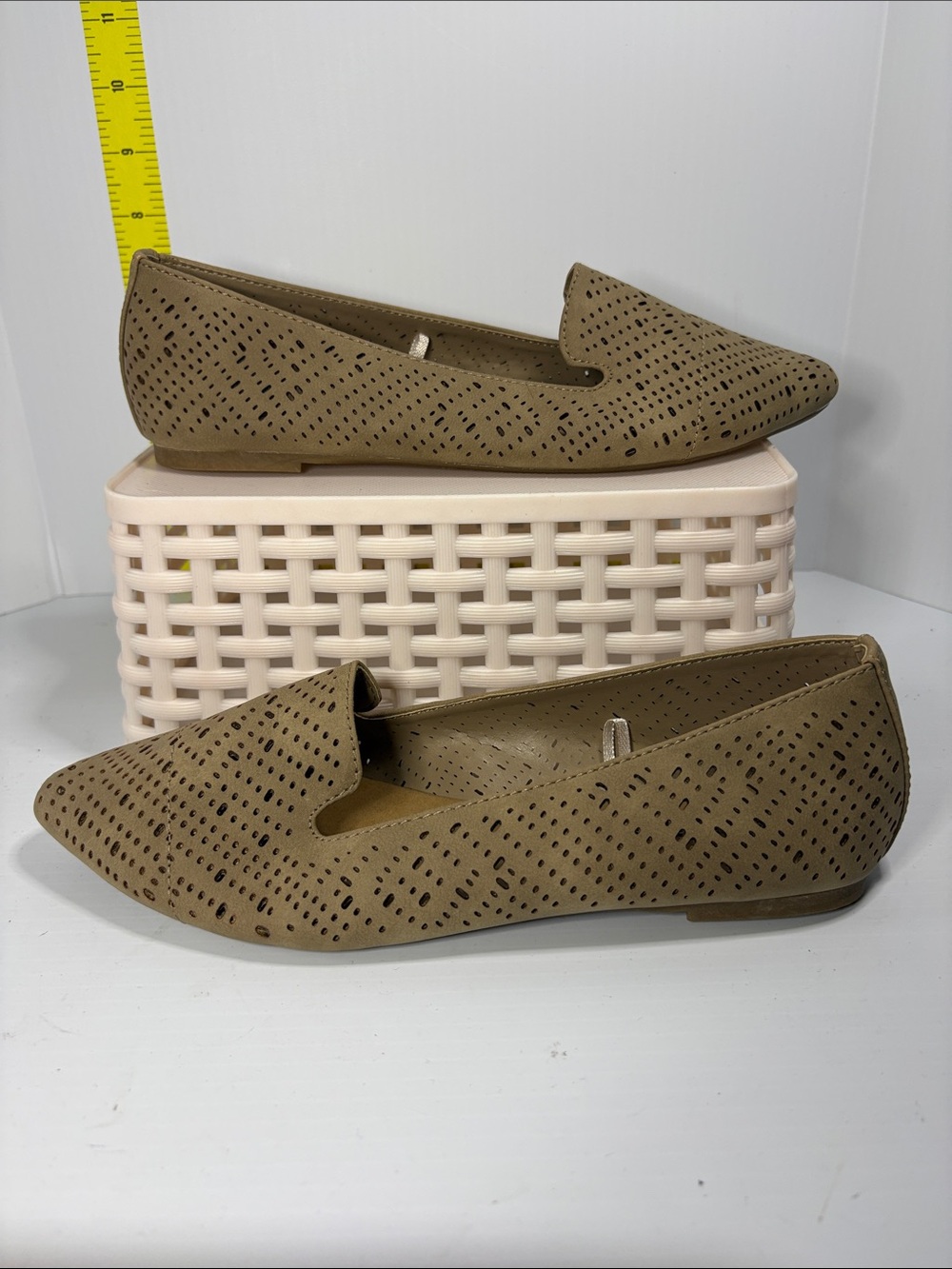 Brand new Sychelles Women's Taupe Perforated Pointed-Toe Flats. Box 27